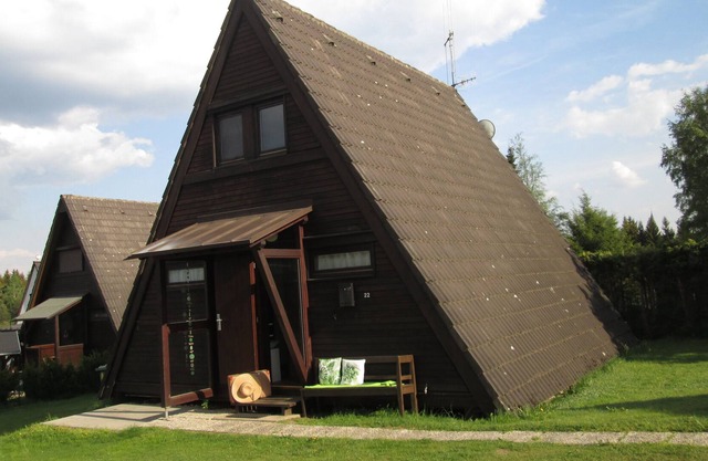 Cottage on the lake in the Fichtelgebirge