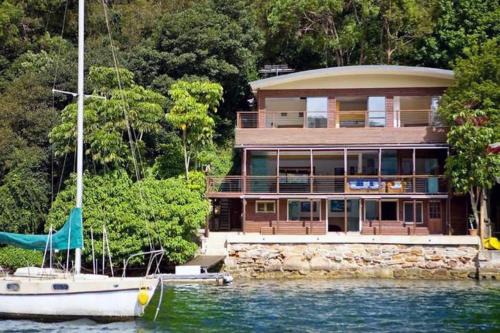 Cottage Point - Paradise Found
