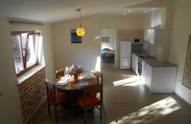 Cottage with 2 bedrooms with both en-suite bathrooms in a seaside village