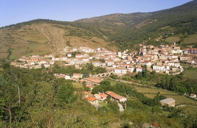 Country House 'El Quemao' with Mountain View and Wi-Fi