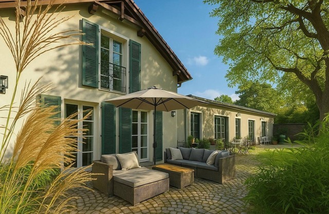 Country house dream - coach house under walnut trees