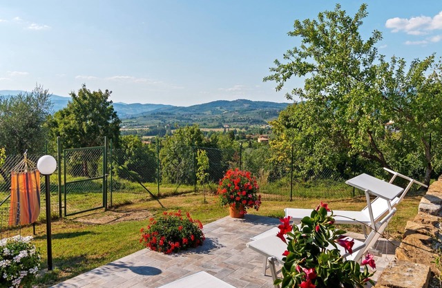 Countryside Home in Arezzo with Pool Access