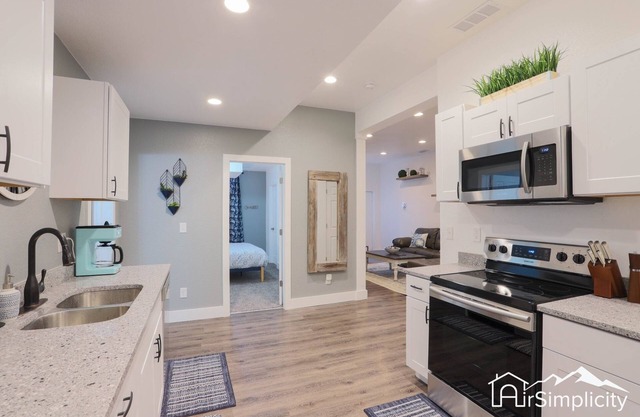 Countryside in the City - Redesigned - Near DT