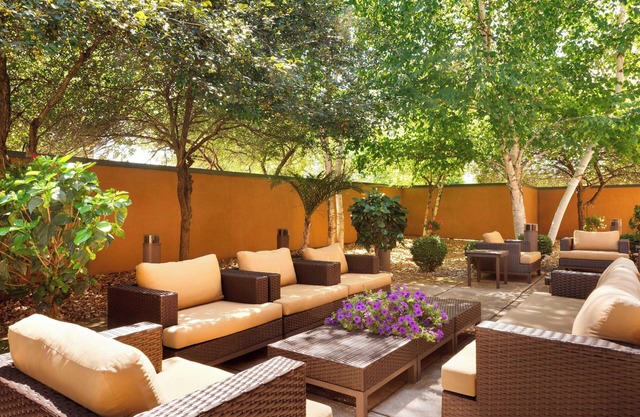 Courtyard Bloomington Normal