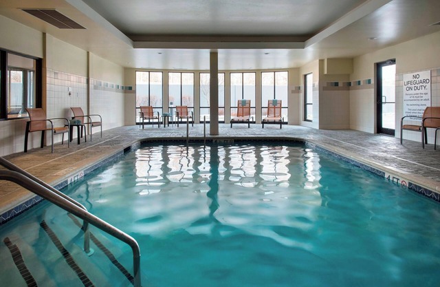Courtyard by Marriott Lebanon