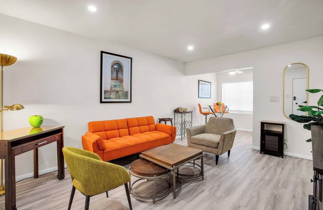 Cozy 1-bedroom condo in peaceful Palm Springs 1-mile from downtown with WiFi, AC