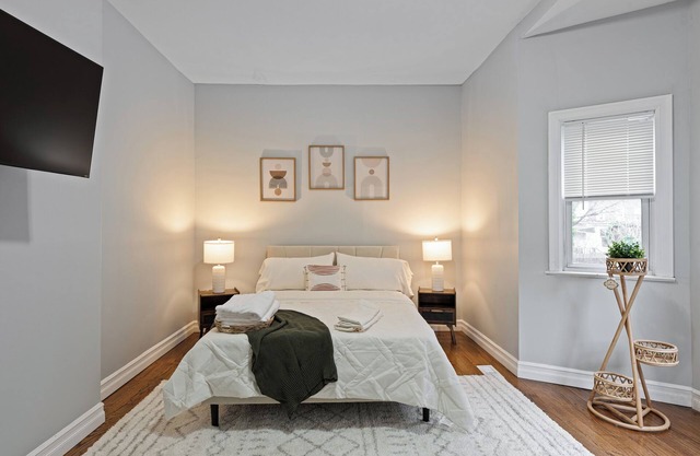 Cozy 1 Fam Home - 10 mins NYC