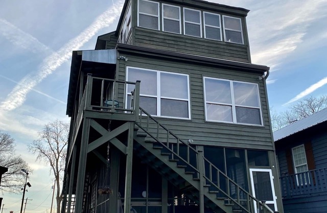 Cozy 2BR/2BA Horseshoe Lake Cabin