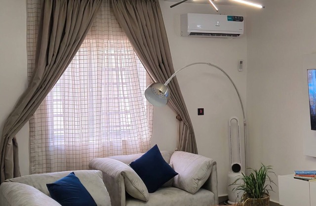 Cozy 3-bedroom apartment in Lifcamp Abuja with 24/7 power supply