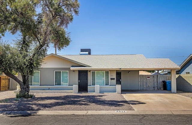 Cozy 3BR House Near Attractions & Shopping