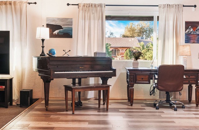Cozy and relaxing atmosphere, located in North Phoenix