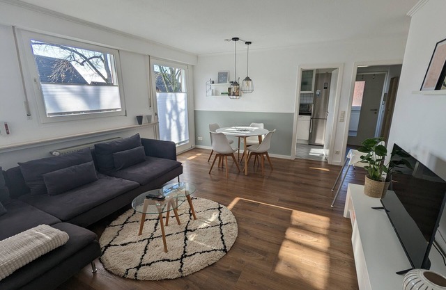 cozy and spacious apartment with three bedrooms