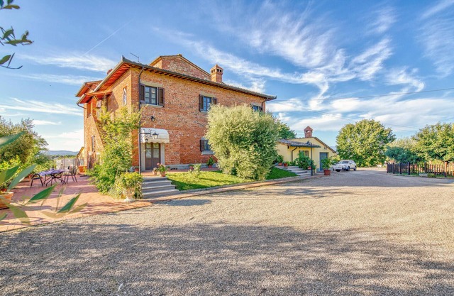 Cozy apartment in Monte San Savino -AR-