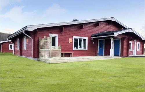 Cozy Apartment In Sysslebäck With Wifi