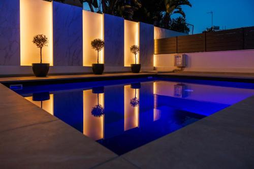 Cozy Breeze - Chic villa with amazing pool & bbq