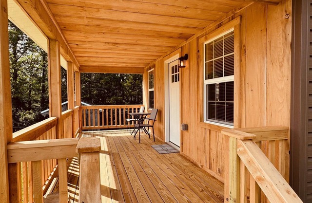 Cozy Cabin Boarding Winslow Hill Elk Viewing Area!
