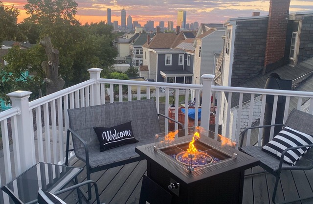 Cozy & comfy in-law suite with Boston skyline view