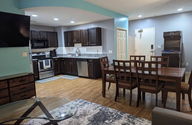 Cozy Condo @ Downtown Lincoln, NE