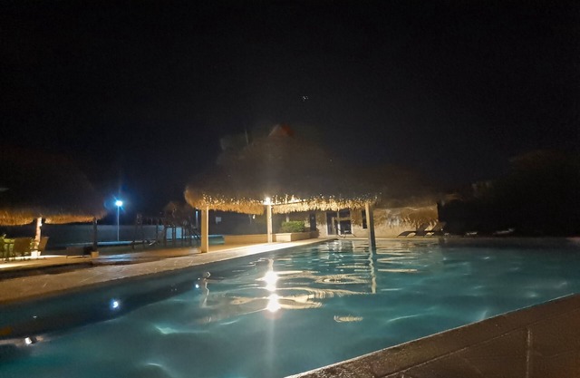 Cozy family friendly home 2km from the beach.
