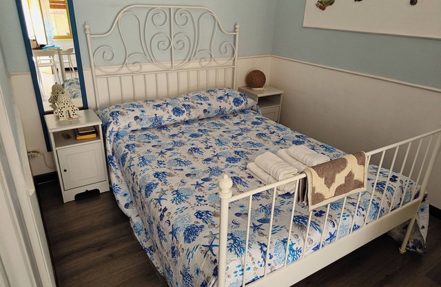 Cozy Holiday Home by the Sea just minutes from Taormina