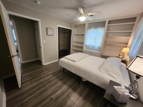 Cozy Home 3 miles from I95 and Downtown