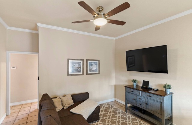Cozy Home in the Sacramento Suburbs!