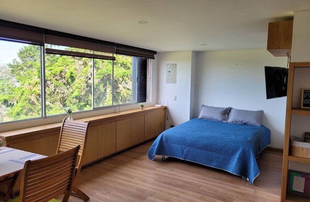 Cozy loft in Llanogrande, Antioquia, 10 minutes from JMC International Airport.