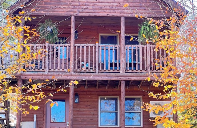Cozy Log Cabin