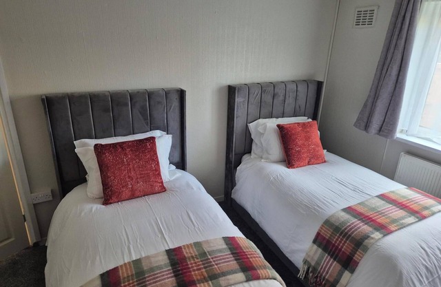 Cozy Opulent 2 bedroomed Apartment/Maisonette