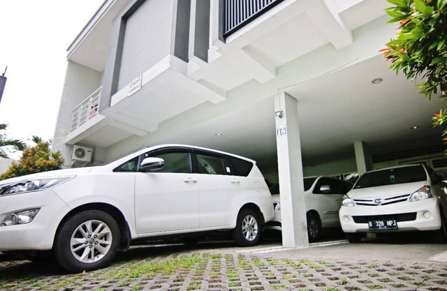 Cozy residence in Surabaya Center