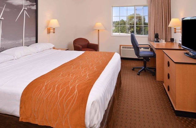 Cozy Room w/Complimentary Breakfast & BBQ Grill – Ideal for Business Travelers
