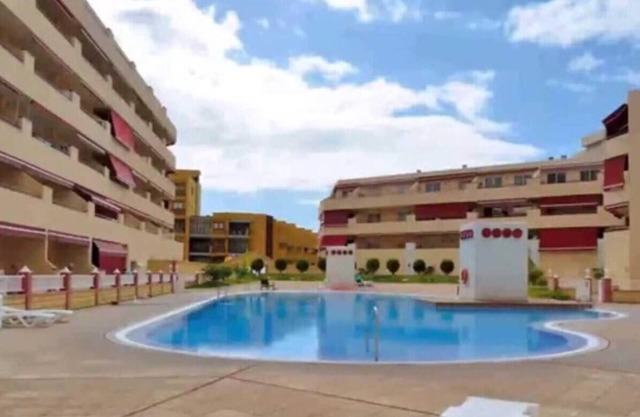 Cozy Seaside Apartment – Just 6 Minutes to the Beach!