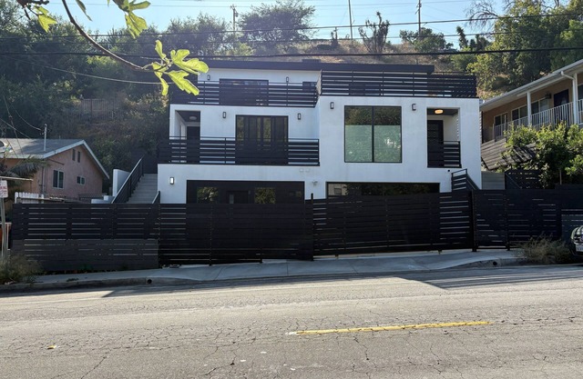 Cozy Studio apartment in amazing Los Angeles with WiFi, AC