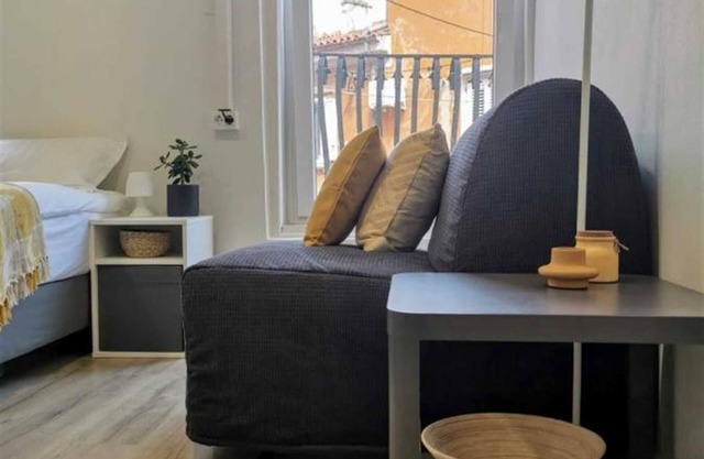 Cozy Studio Apartment Dandylion Koper