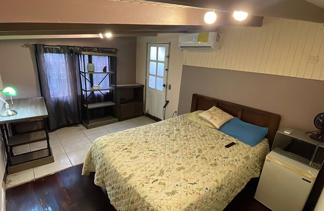Cozy studio in lovely Ciudad Quesada with WiFi, AC