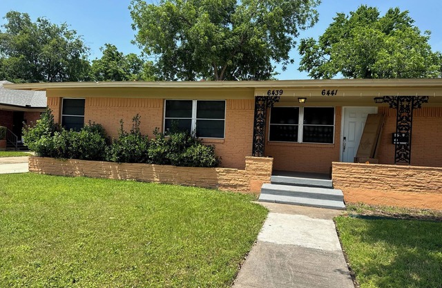 Cozy & Stylish Getaway-Walkable-Mins to DT Dallas