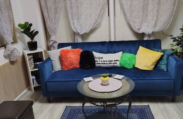 Cozy "Tiny" mobile home in charming Davenport with AC, Wifi, washer and dryer.