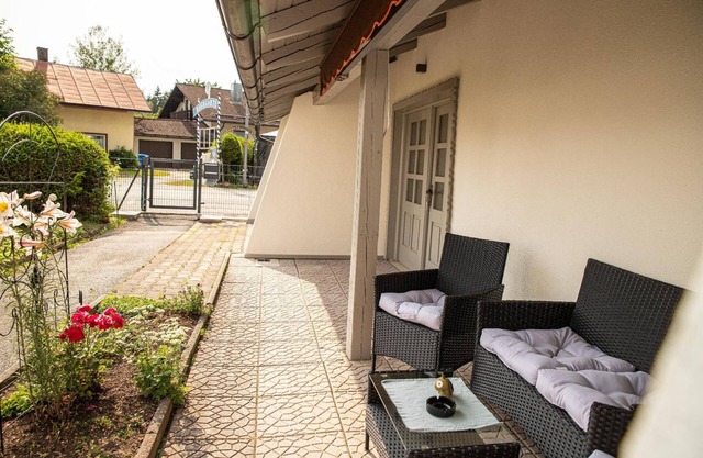 Cozy vacation home (52sqm) with terrace and space for 4 people