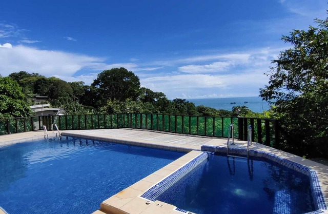 Cozy villa with an ocean view & Pool #1