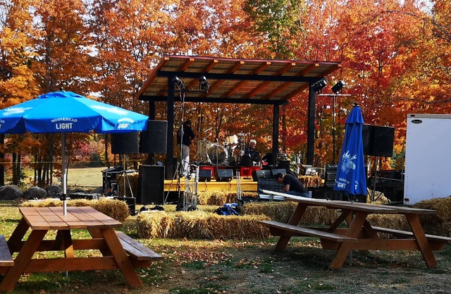 Crabbe Mountain Inn