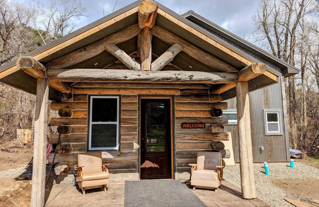 Creekside Cabin on 80 Acres!