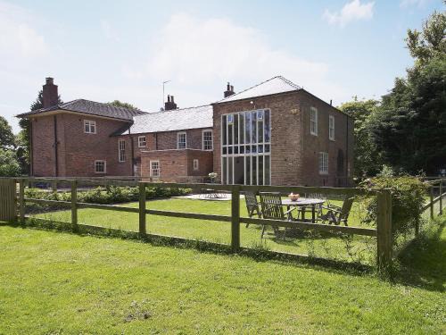 Curlew Barn