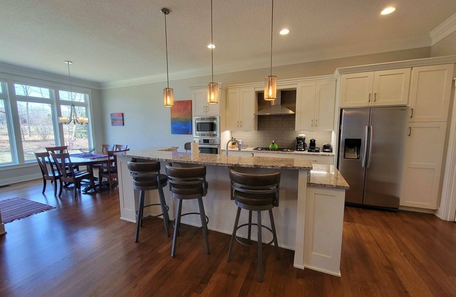 Cuthbert Place/No Stairs, 2 bed, 2 bath, Pet Friendly, 2 mi to Mayo Clinic