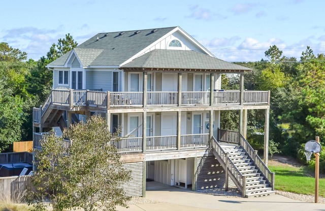 D3001 Duck Haven/Pool & Hot Tub/Easy Walk to Ocean & Sound