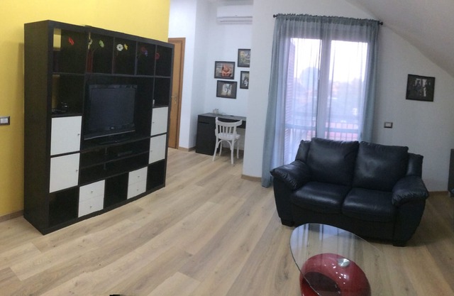 Dafne Home offers you a pleasant accommodation in the nearby suburbs of Naples
