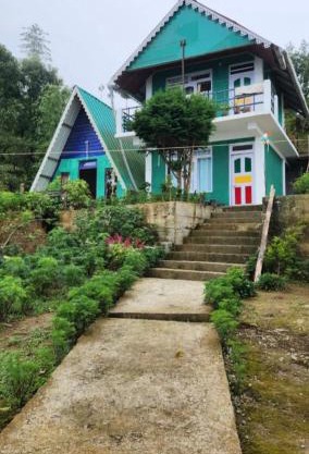Dara Homestay, Charkhole