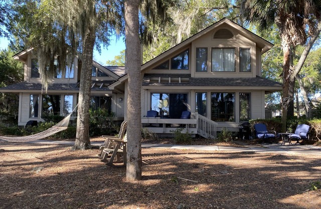 Dataw Island Villa on Ocean Waterway with Dock, Kayak, Bikes, WIFI, 4 TVs, Grill