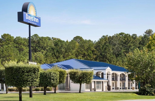 Days Inn by Wyndham Fulton