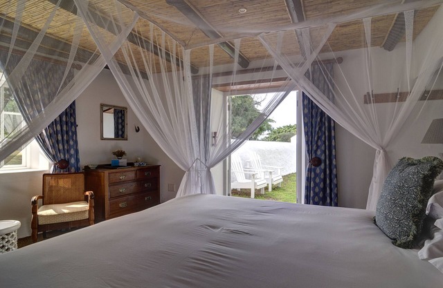 De Hoop Suites