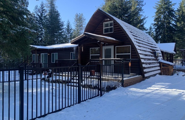 Deer Lake Chalet
